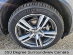 2019 XC60 Thumbnail 19