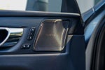 2019 XC60 Thumbnail 11