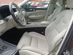 2018 XC60 Thumbnail 16