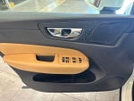 2019 XC60 Thumbnail 20