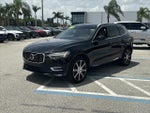 2019 XC60 Thumbnail 2