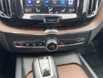 2019 XC60 Thumbnail 17