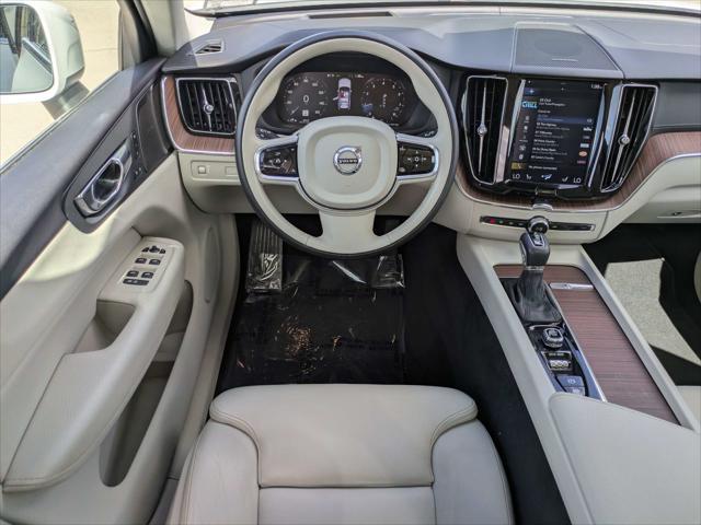 2019 Volvo XC60 - $23,170