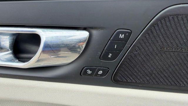 2019 Volvo XC60 T5 Inscription