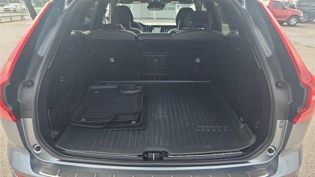2018 Volvo XC60 T5 R-Design