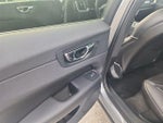 2018 XC60 Thumbnail 17
