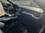 2018 XC60 Thumbnail 25