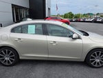2018 S60 Thumbnail 8
