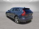 2019 XC60 Thumbnail 3