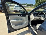 2019 XC60 Thumbnail 15