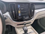 2019 XC60 Thumbnail 13