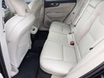 2019 XC60 Thumbnail 19