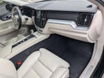 2019 XC60 Thumbnail 22