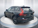 2019 XC60 Thumbnail 3