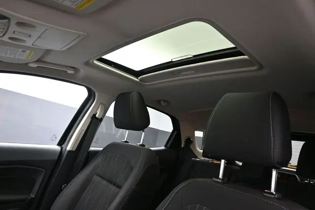 2018 Ford Ecosport - $11,799