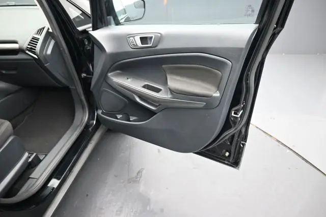 2018 Ford Ecosport - $11,799