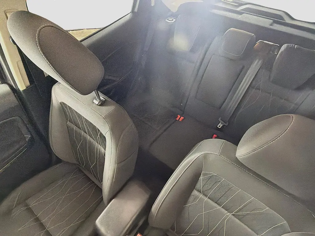2020 Ford Ecosport - $10,199
