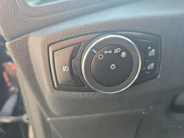 2019 Ford Ecosport - $9,299
