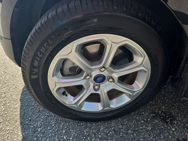 2019 Ford Ecosport - $9,299