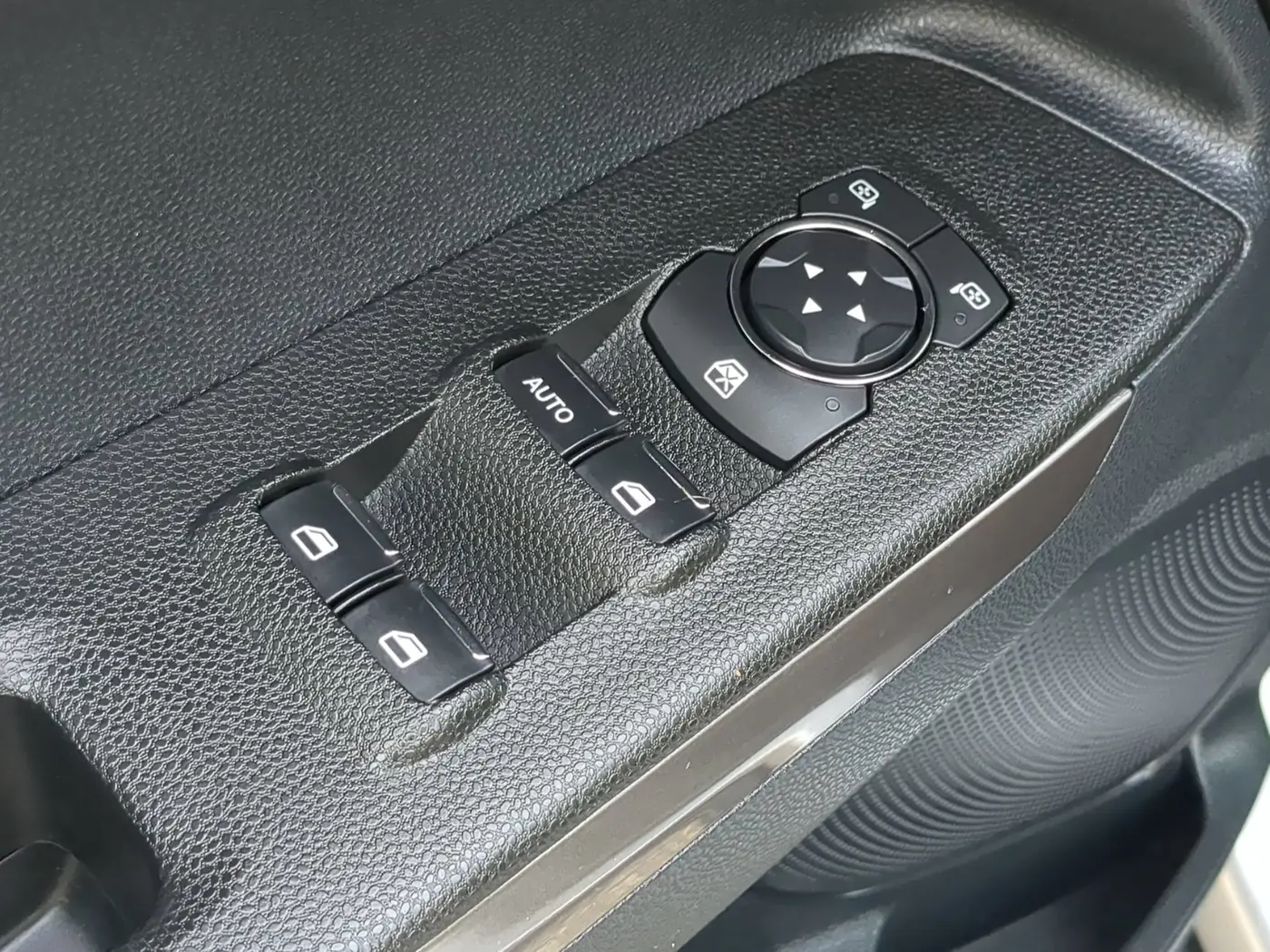2021 Ford Ecosport - $17,043