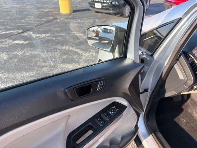 2022 Ford Ecosport - $17,988