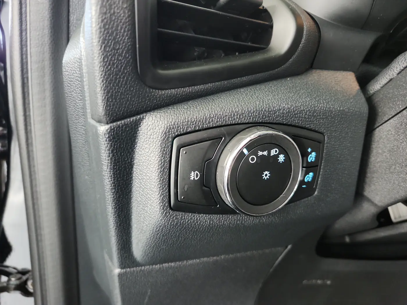 2022 Ford Ecosport - $19,000