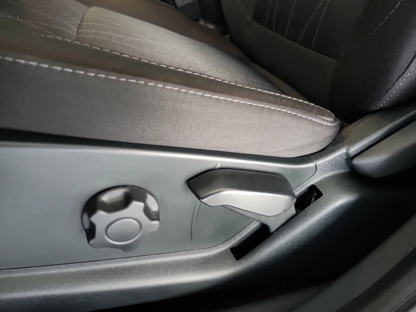 2022 Ford Ecosport - $19,000