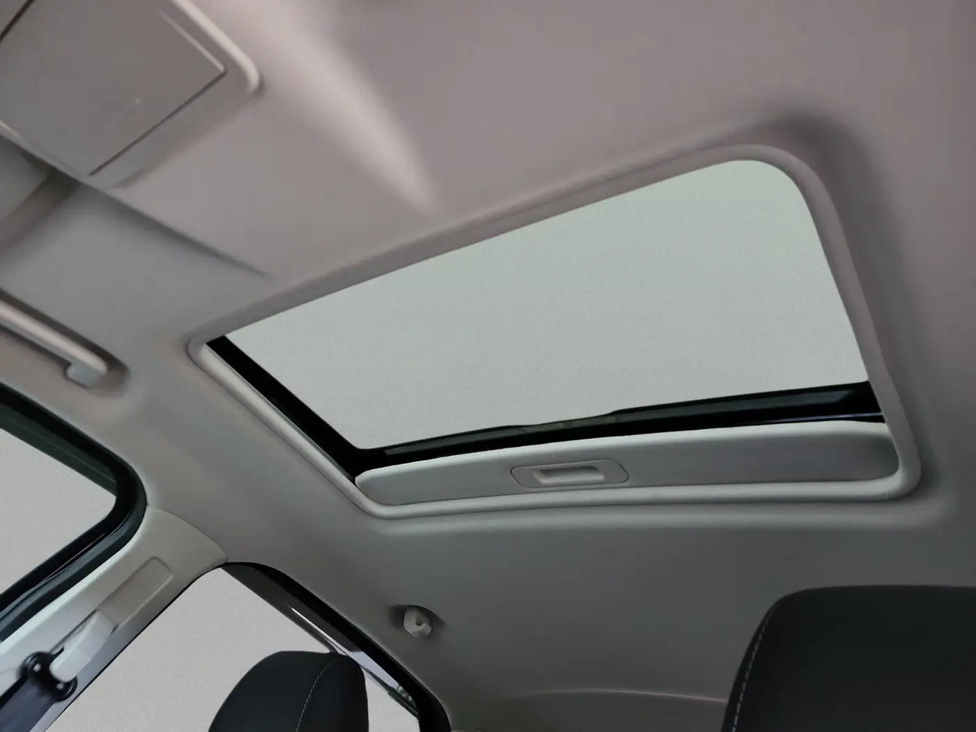 2022 Ford Ecosport - $19,000