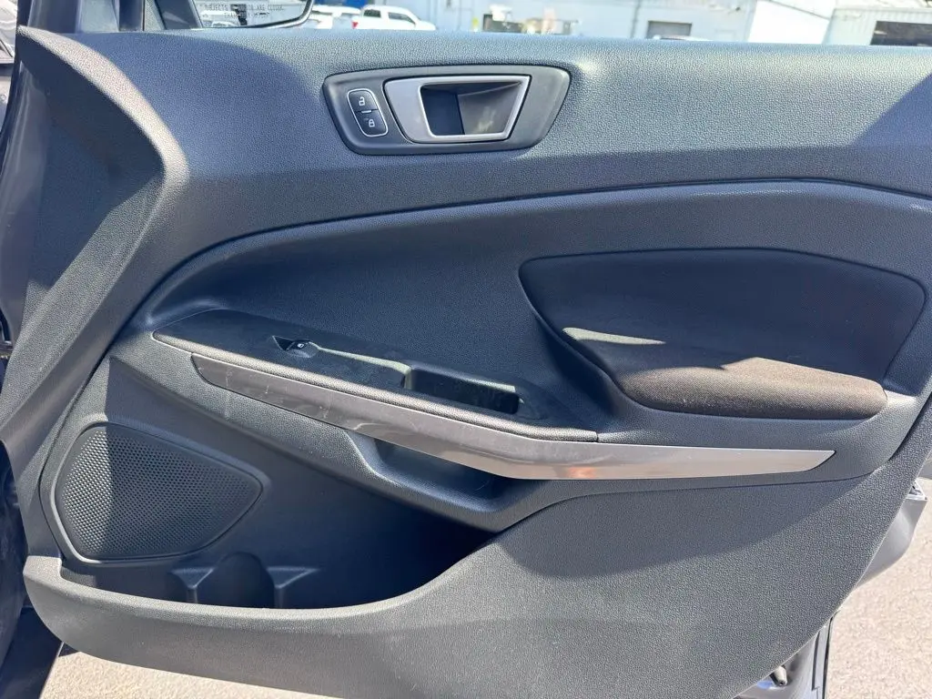 2020 Ford Ecosport - $13,637