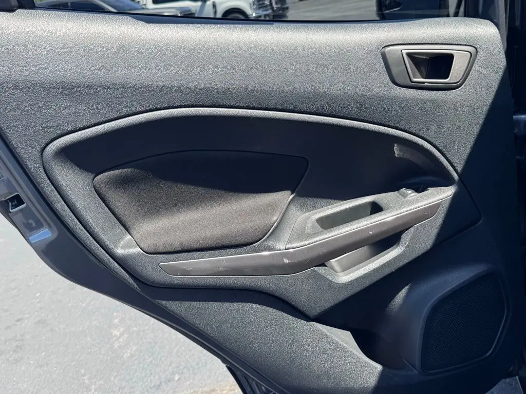2020 Ford Ecosport - $13,637