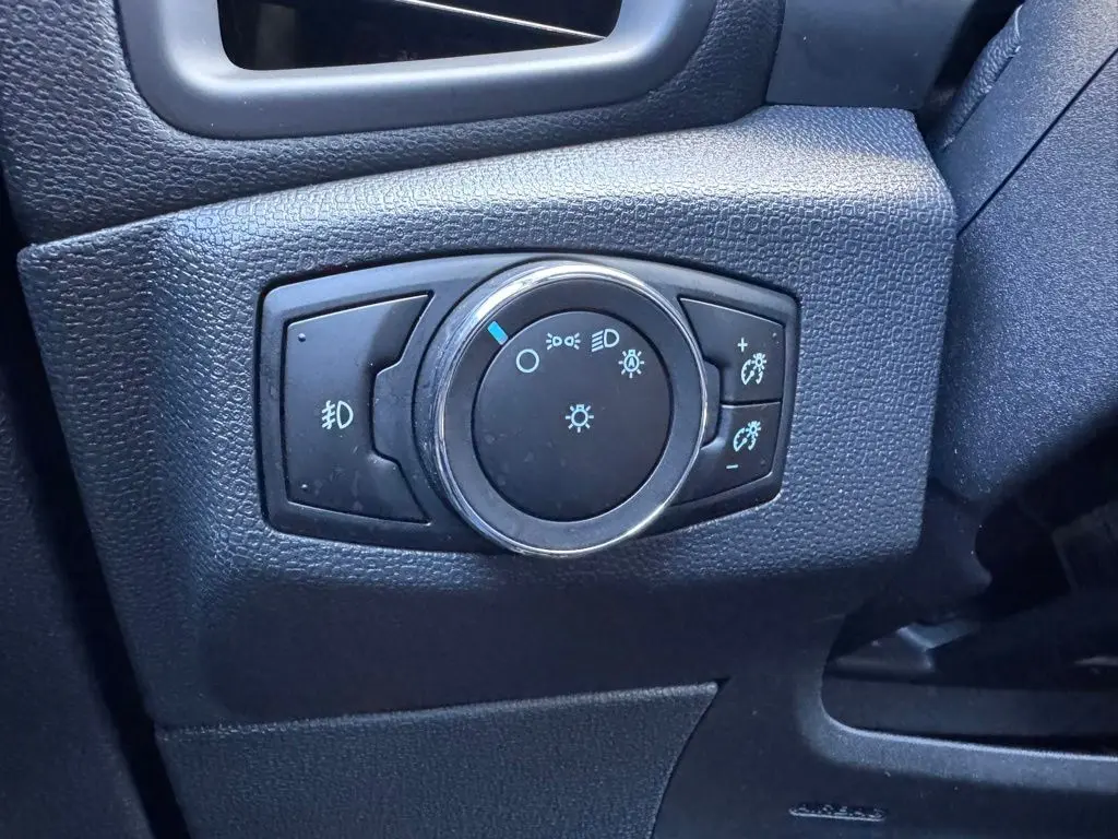 2020 Ford Ecosport - $13,637