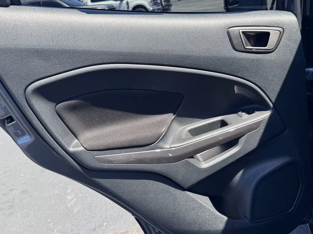 2020 Ford Ecosport - $13,637