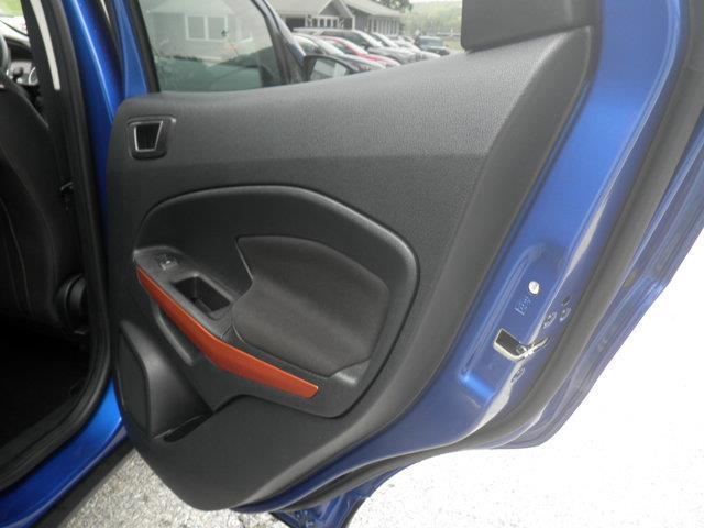 2022 Ford Ecosport - $17,980