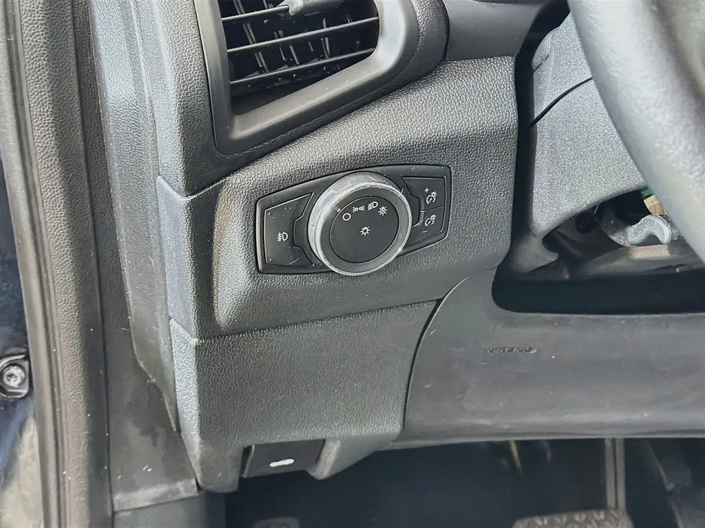 2020 Ford Ecosport - $13,939