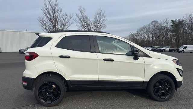 2022 Ford EcoSport SES