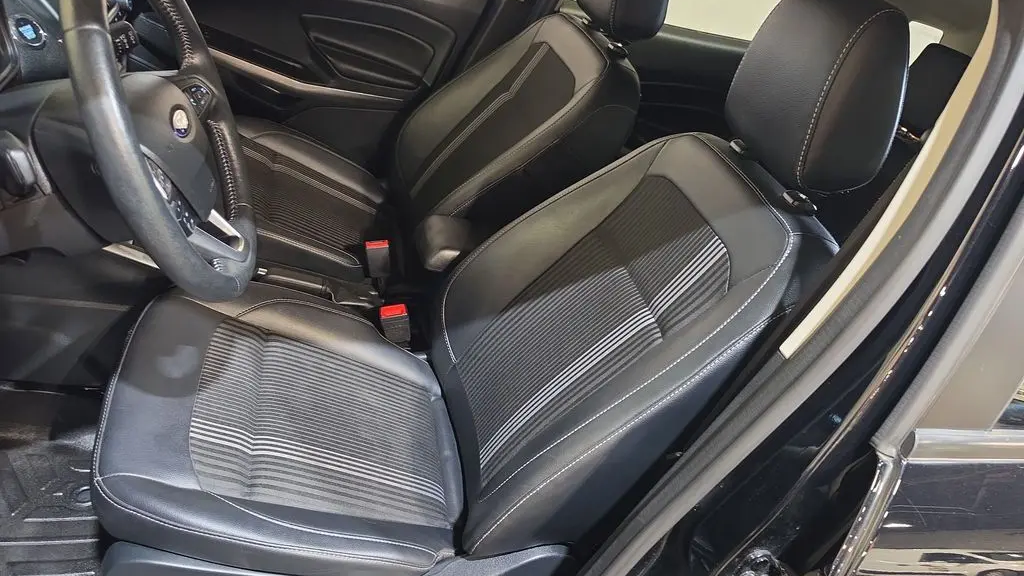 2020 Ford EcoSport SES