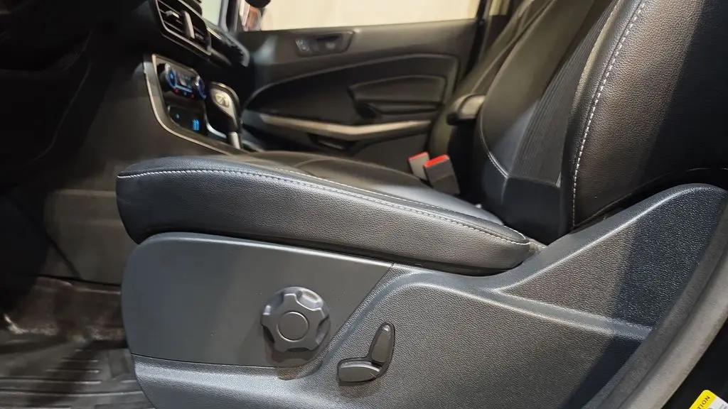 2020 Ford EcoSport SES
