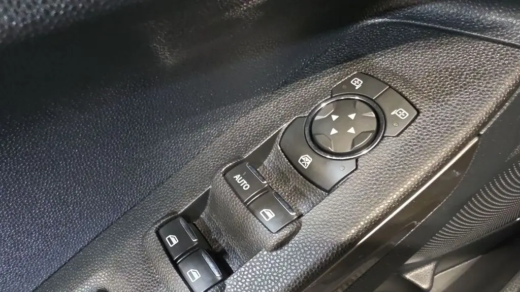 2020 Ford EcoSport SES