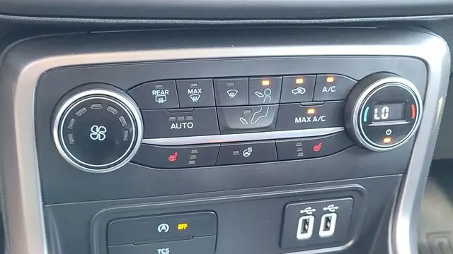 2022 Ford EcoSport SES