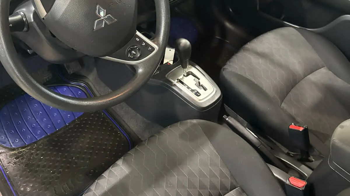 2023 Mitsubishi Mirage ES
