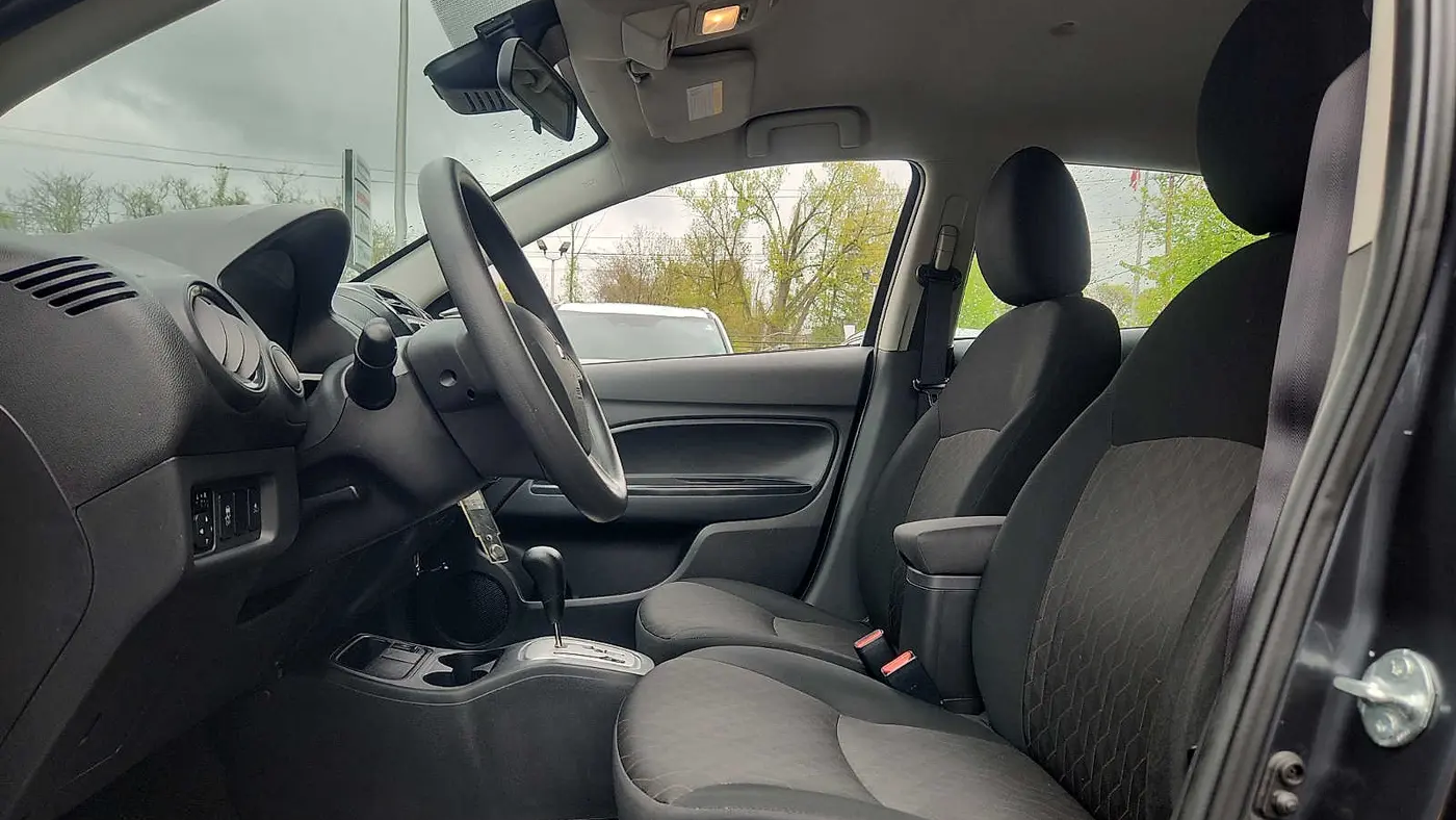 2024 Mitsubishi Mirage ES