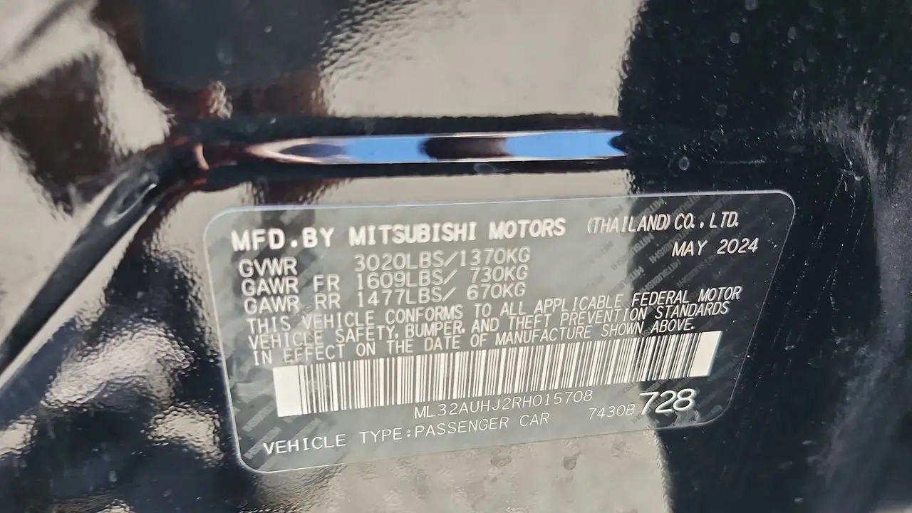 2024 Mitsubishi Mirage ES