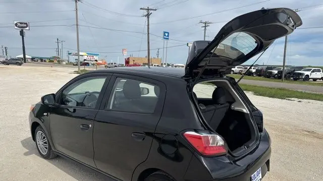 2024 Mitsubishi Mirage ES