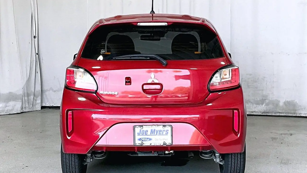 2022 Mitsubishi Mirage ES