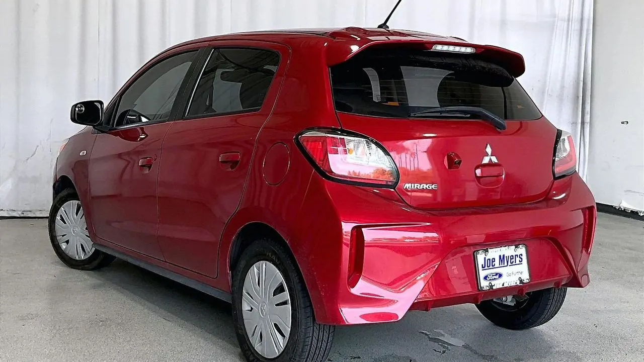 2022 Mitsubishi Mirage ES