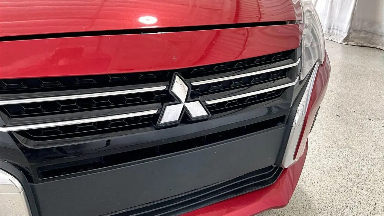 2022 Mitsubishi Mirage ES