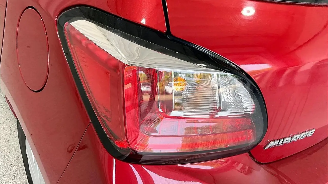 2022 Mitsubishi Mirage ES