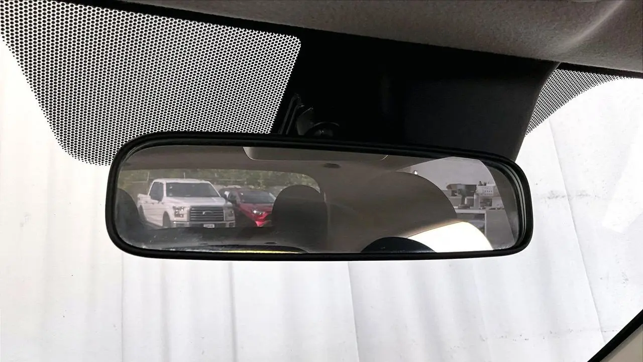 2022 Mitsubishi Mirage ES