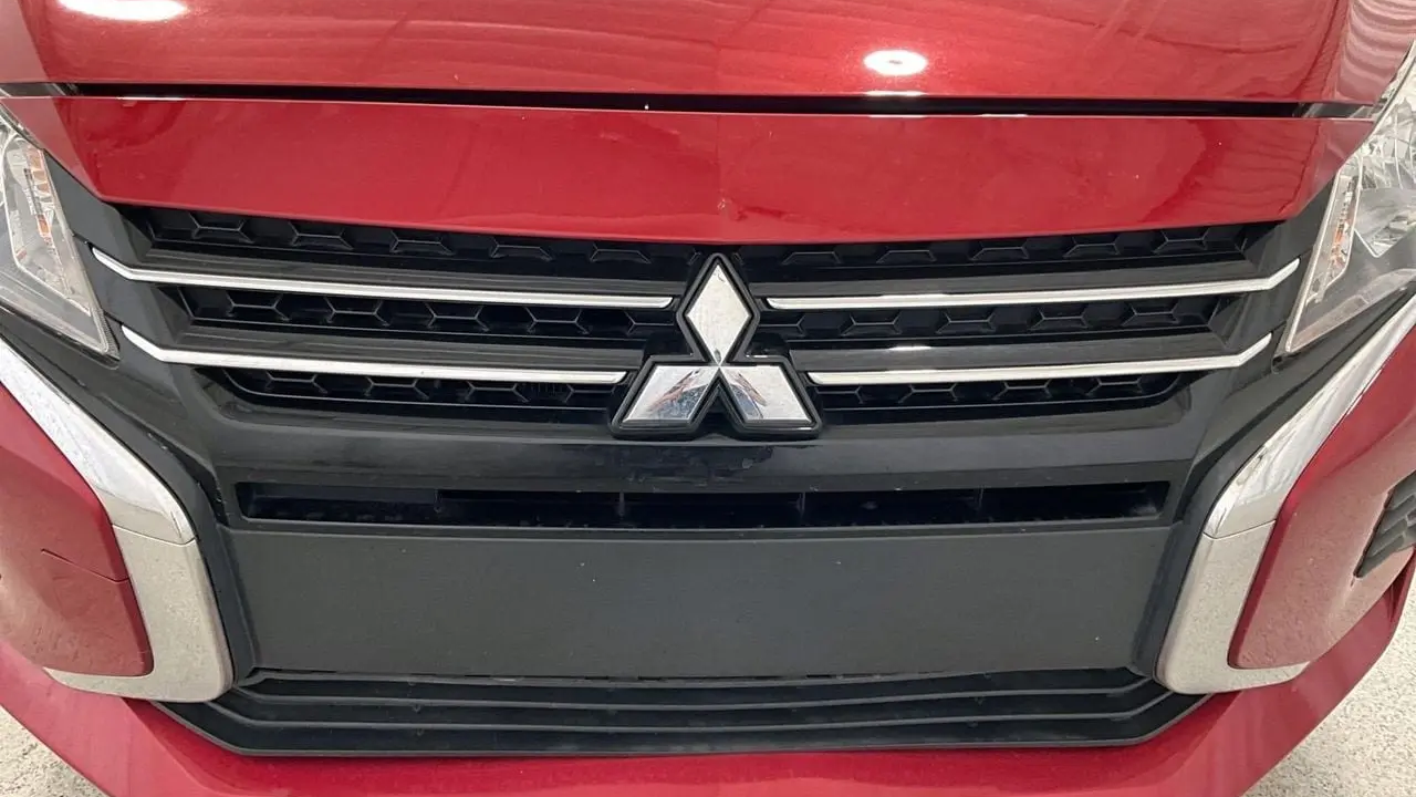 2022 Mitsubishi Mirage ES