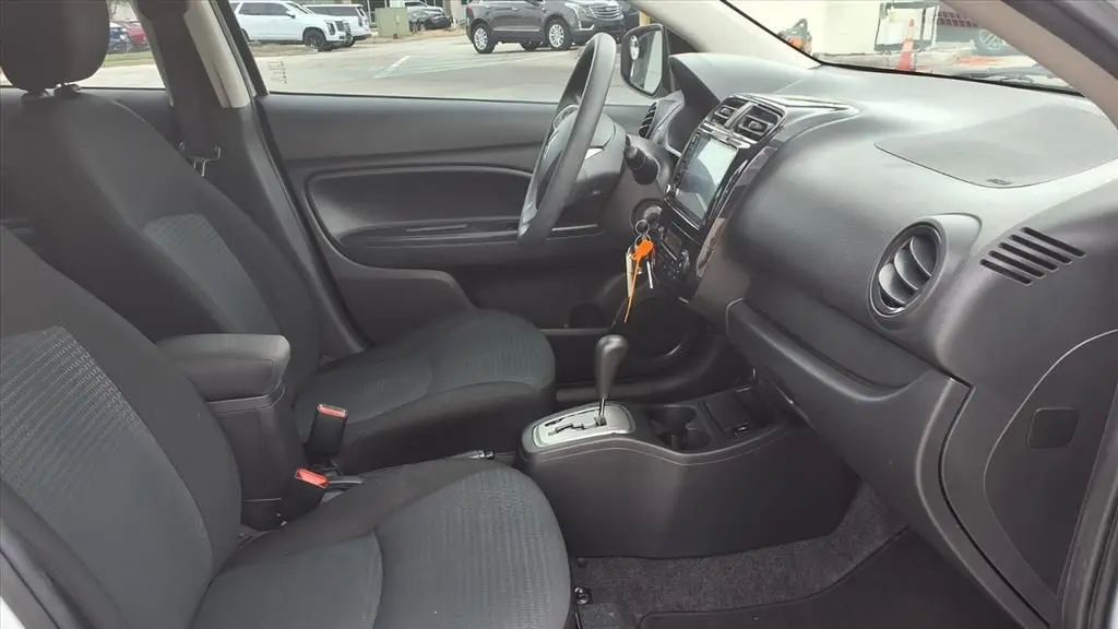 2022 Mitsubishi Mirage G4 ES